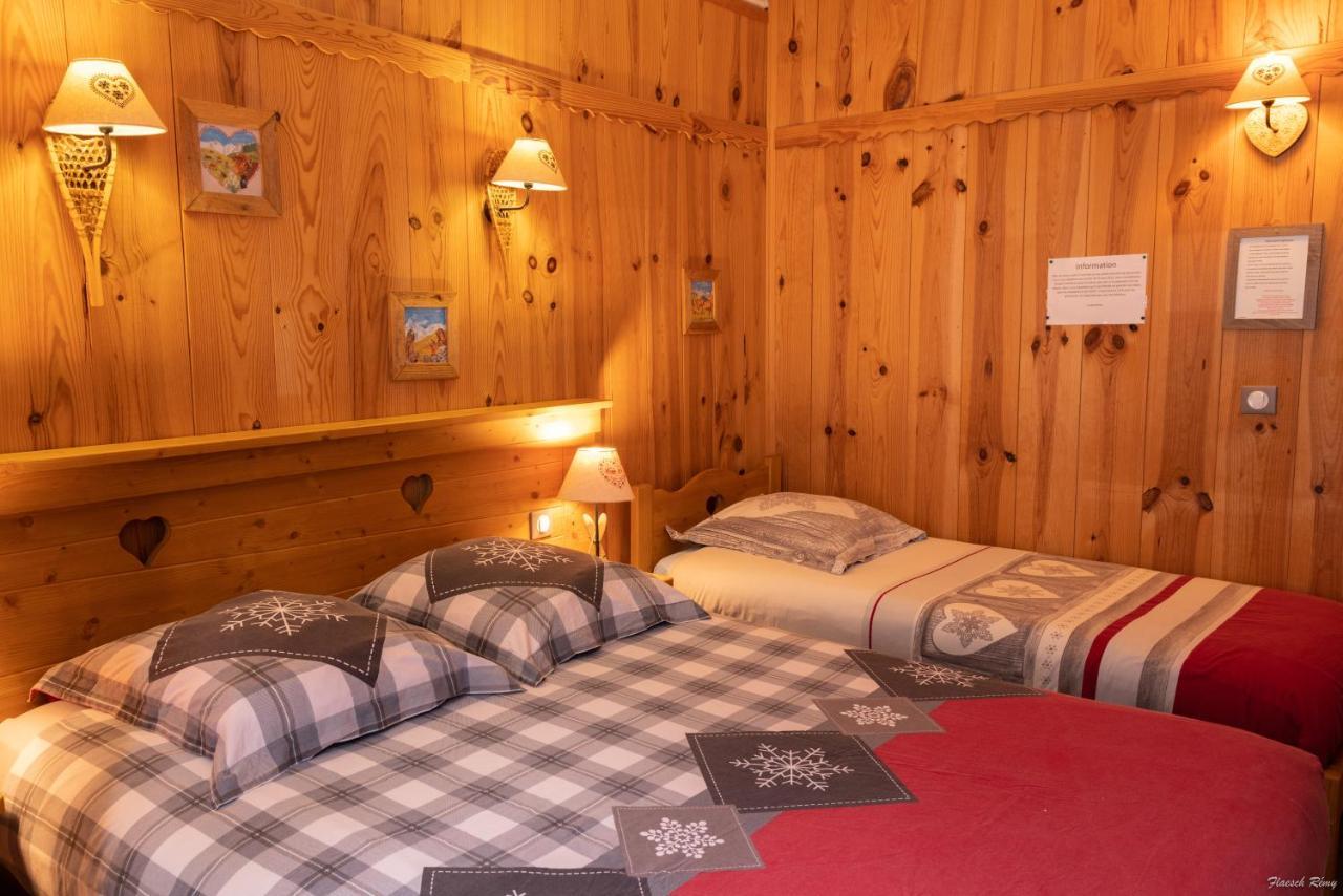 Hotel Quin Te Va Cauterets Buitenkant foto