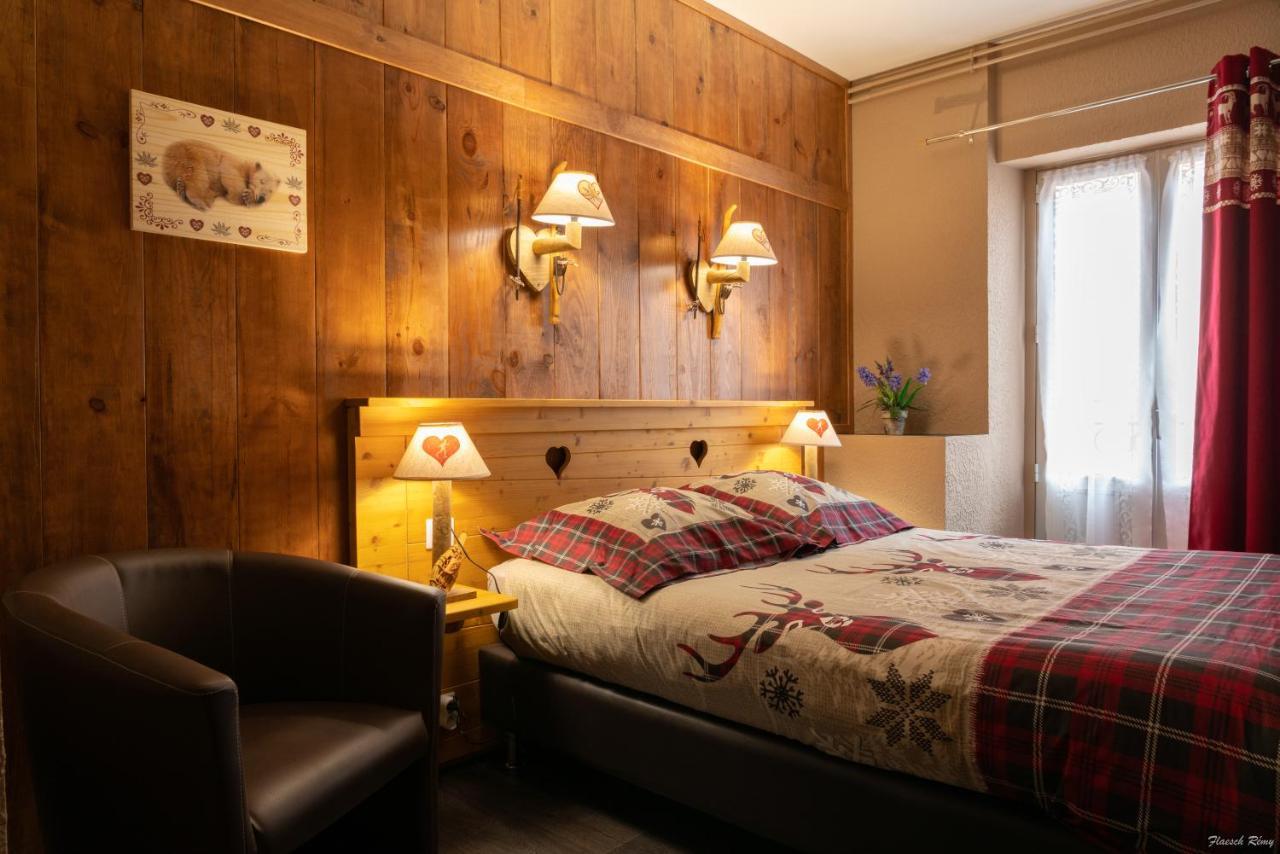 Hotel Quin Te Va Cauterets Buitenkant foto