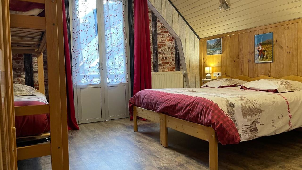 Hotel Quin Te Va Cauterets Buitenkant foto