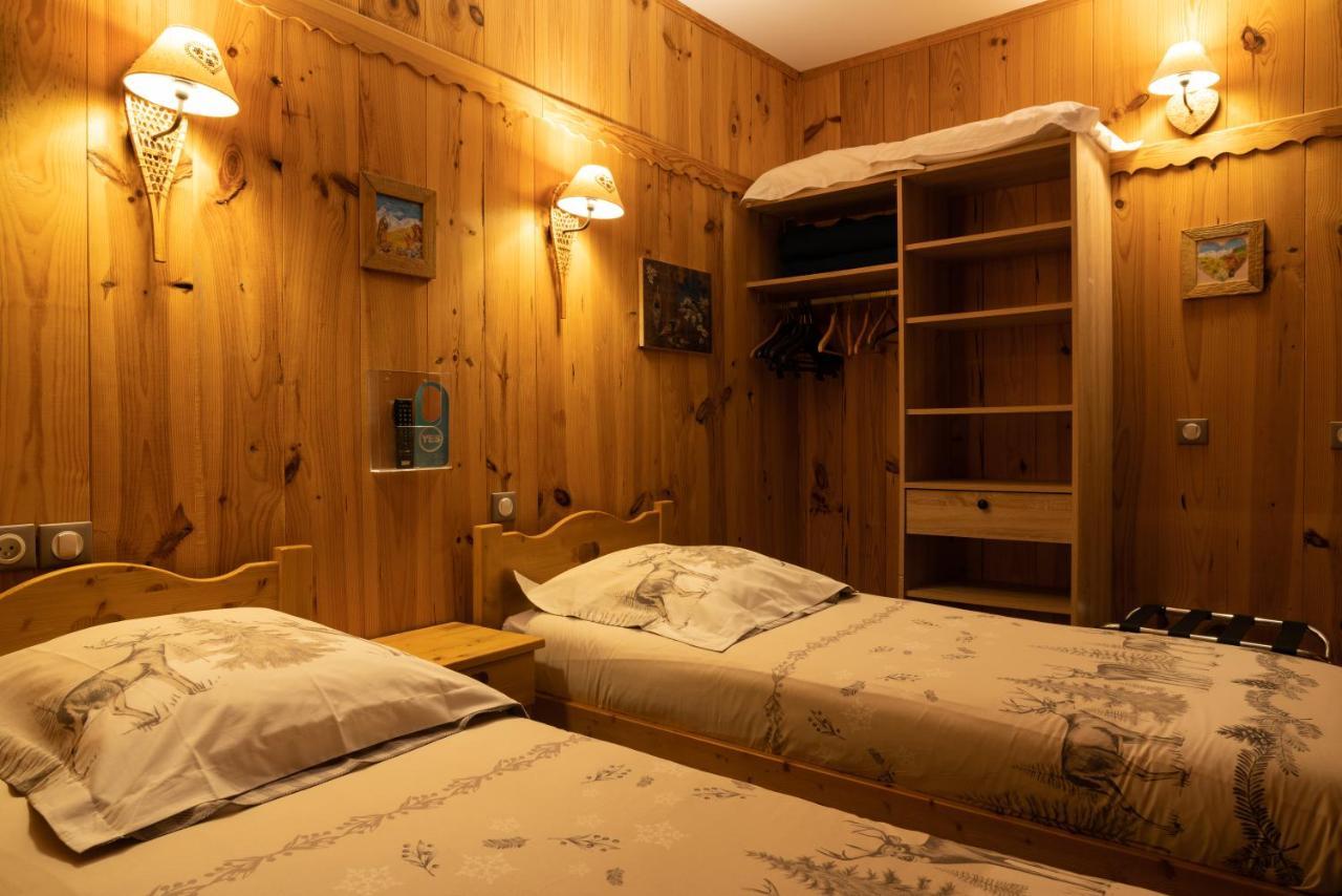 Hotel Quin Te Va Cauterets Buitenkant foto