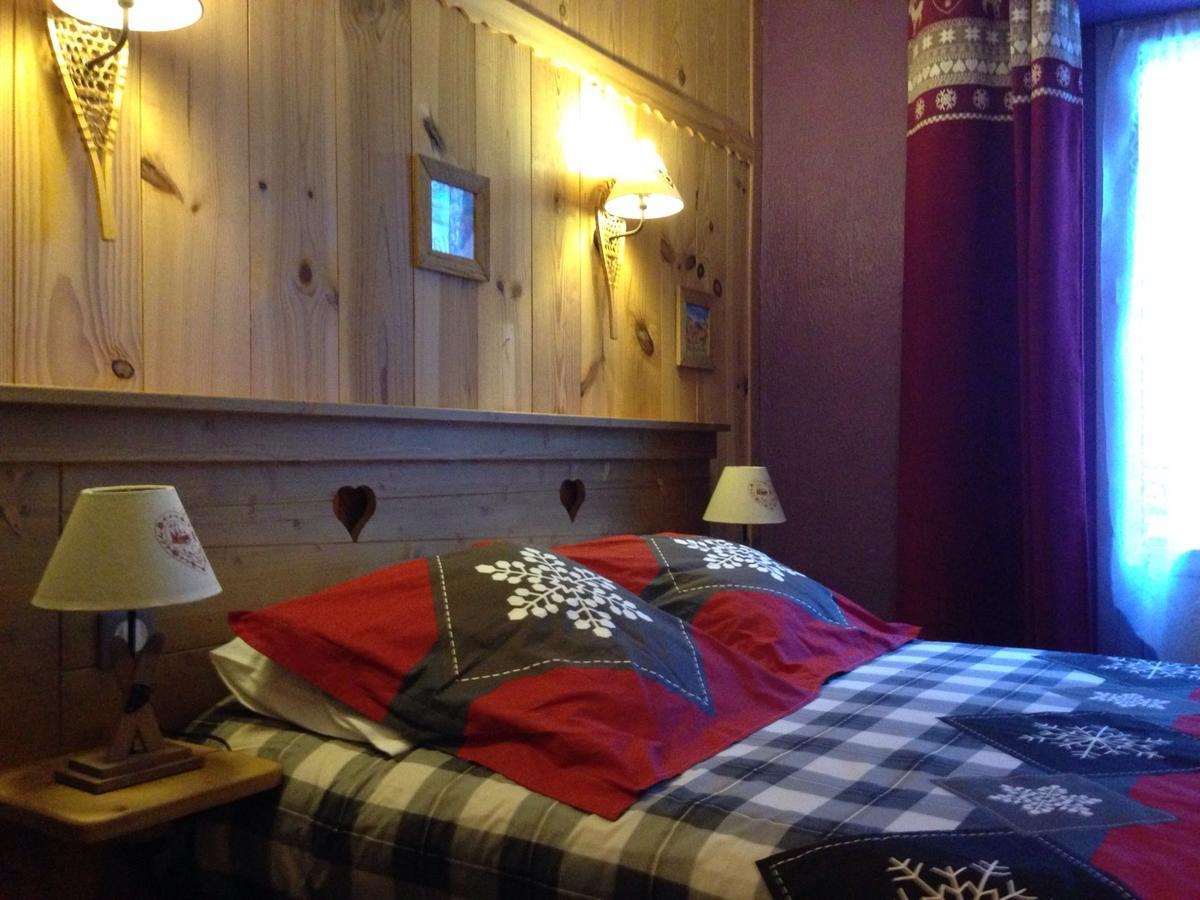 Hotel Quin Te Va Cauterets Buitenkant foto