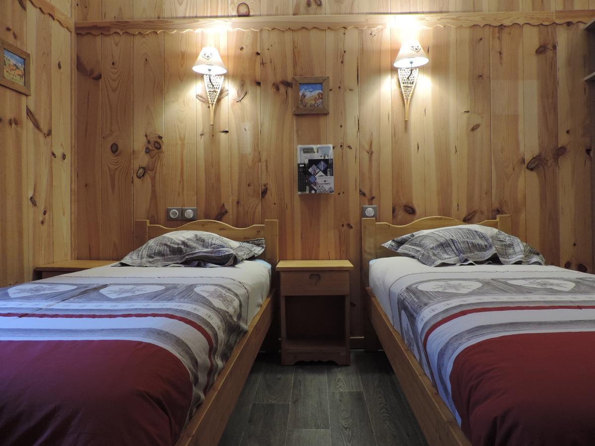 Hotel Quin Te Va Cauterets Buitenkant foto