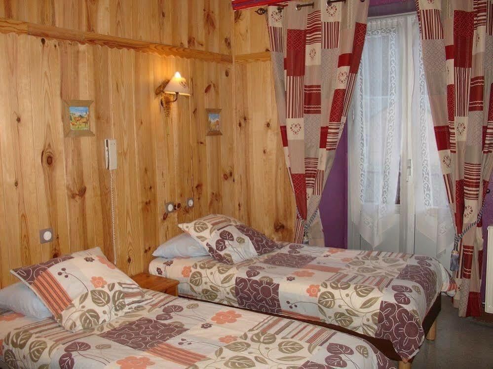 Hotel Quin Te Va Cauterets Buitenkant foto